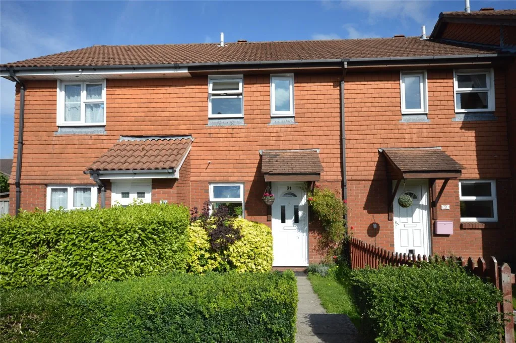 2 bed house for sale, Lymington, Hampshire