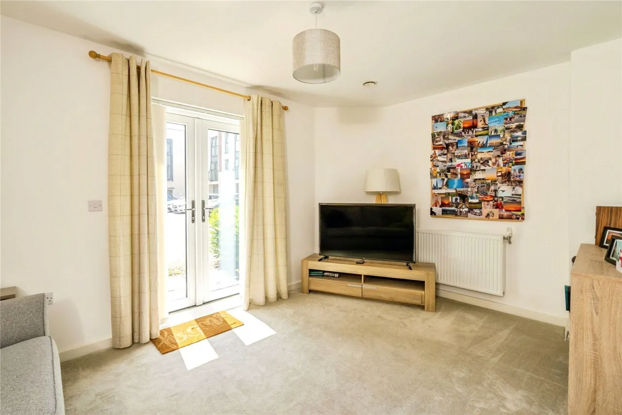 Longley Road, Chichester, PO19, photo 2