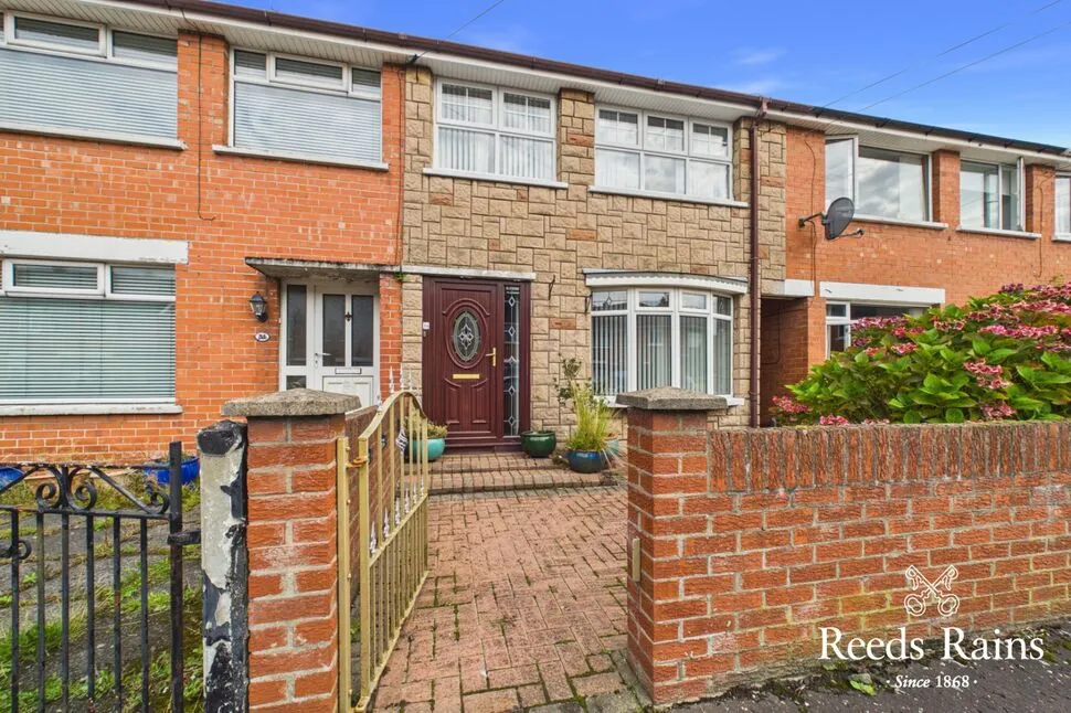 3 bed house for sale — Larkfield Gardens, Belfast, County Antrim, BT4