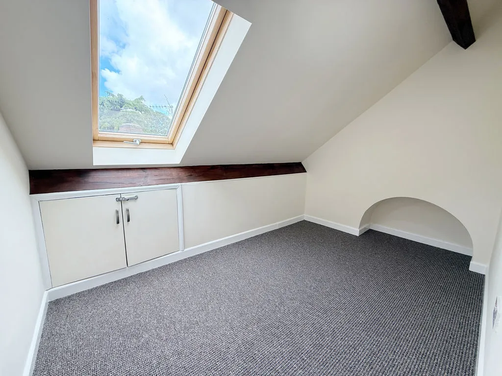 Manthorpe Road, Grantham, photo 11