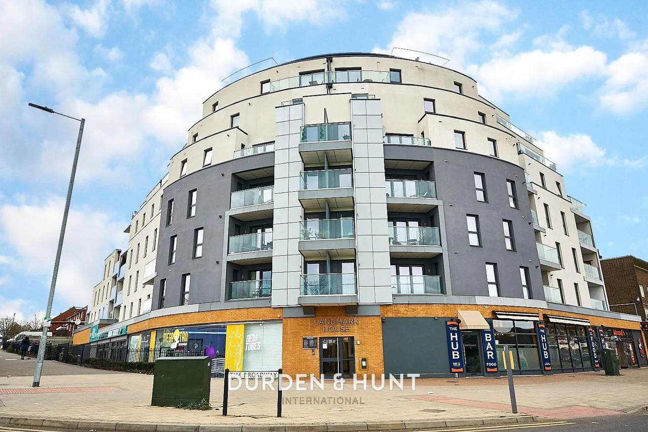 The Broadway, Loughton, IG10, photo 11