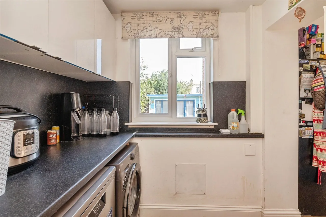 Thomas Bata Avenue, East Tilbury, Tilbury, Essex, RM18, photo 13