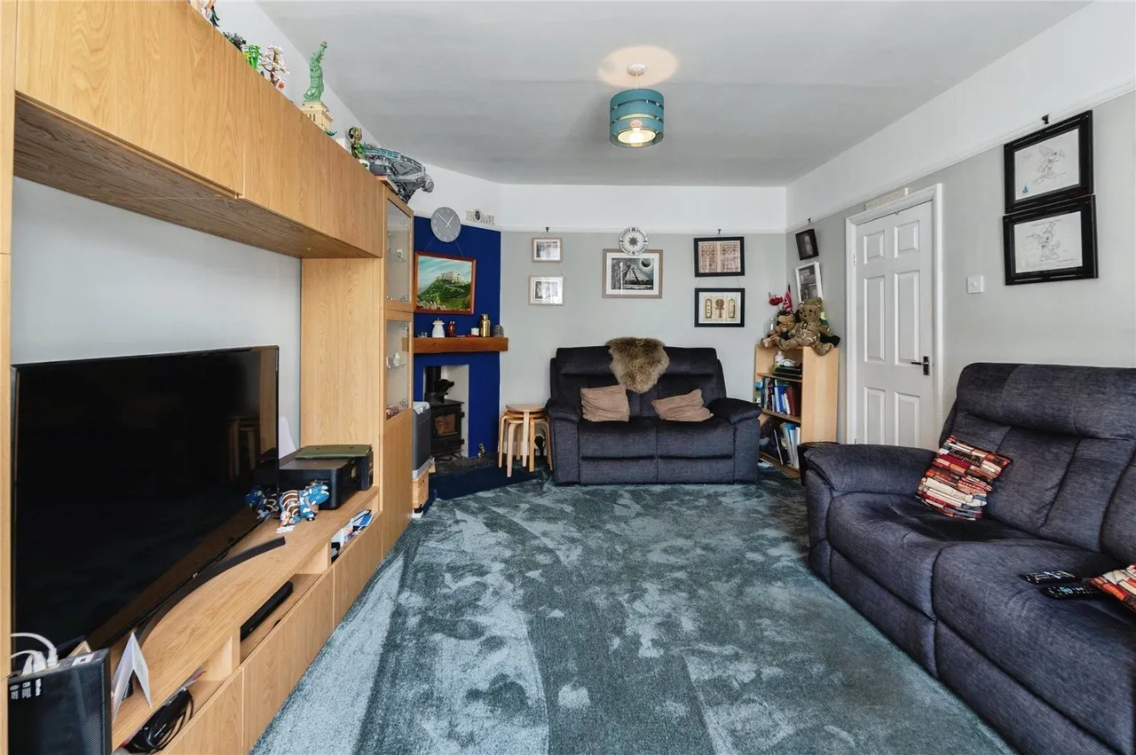 Thomas Bata Avenue, East Tilbury, Tilbury, Essex, RM18, photo 8