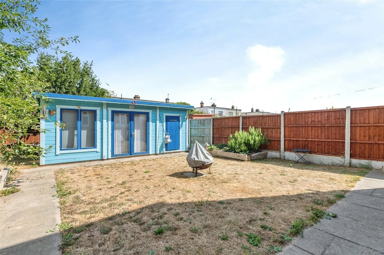 Thomas Bata Avenue, East Tilbury, Tilbury, Essex, RM18, photo 27