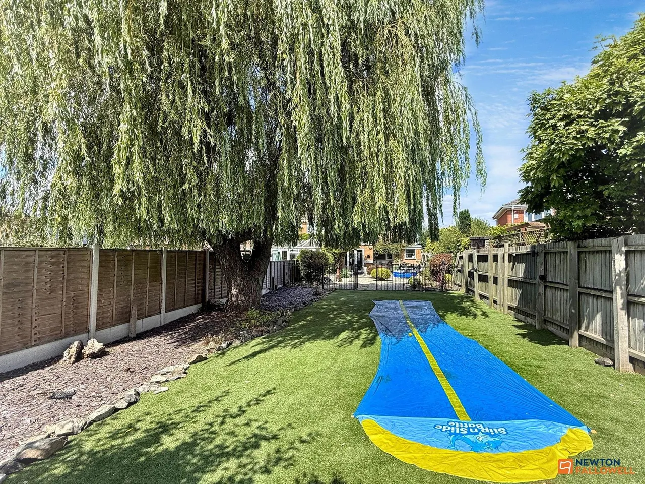 Broom Leys Road, Coalville, LE67, photo 32