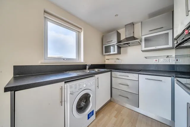 Winterthur Way, Basingstoke, RG21, photo 7