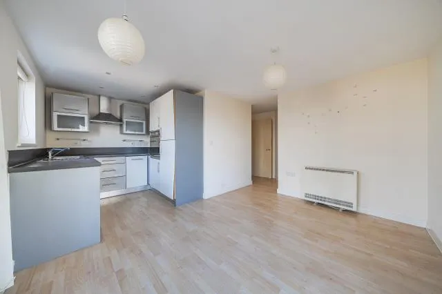 Winterthur Way, Basingstoke, RG21, photo 2