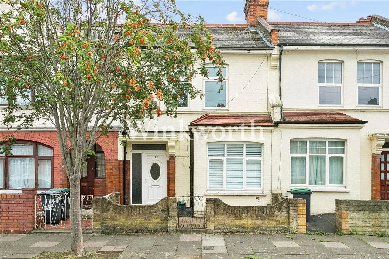 3 bed house for sale, Russell Avenue, London, N22