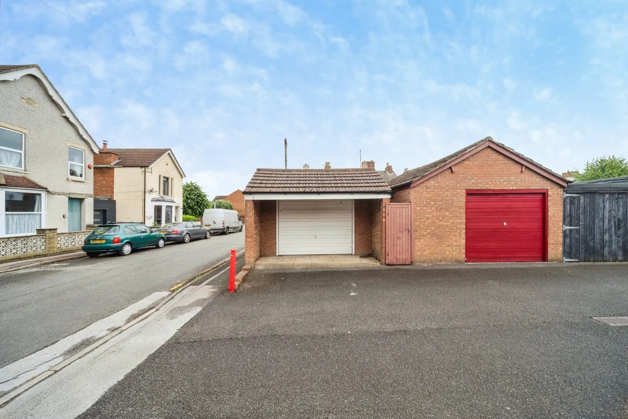 Bedford Street, Bletchley, Milton Keynes, Buckinghamshire, MK2, photo 17