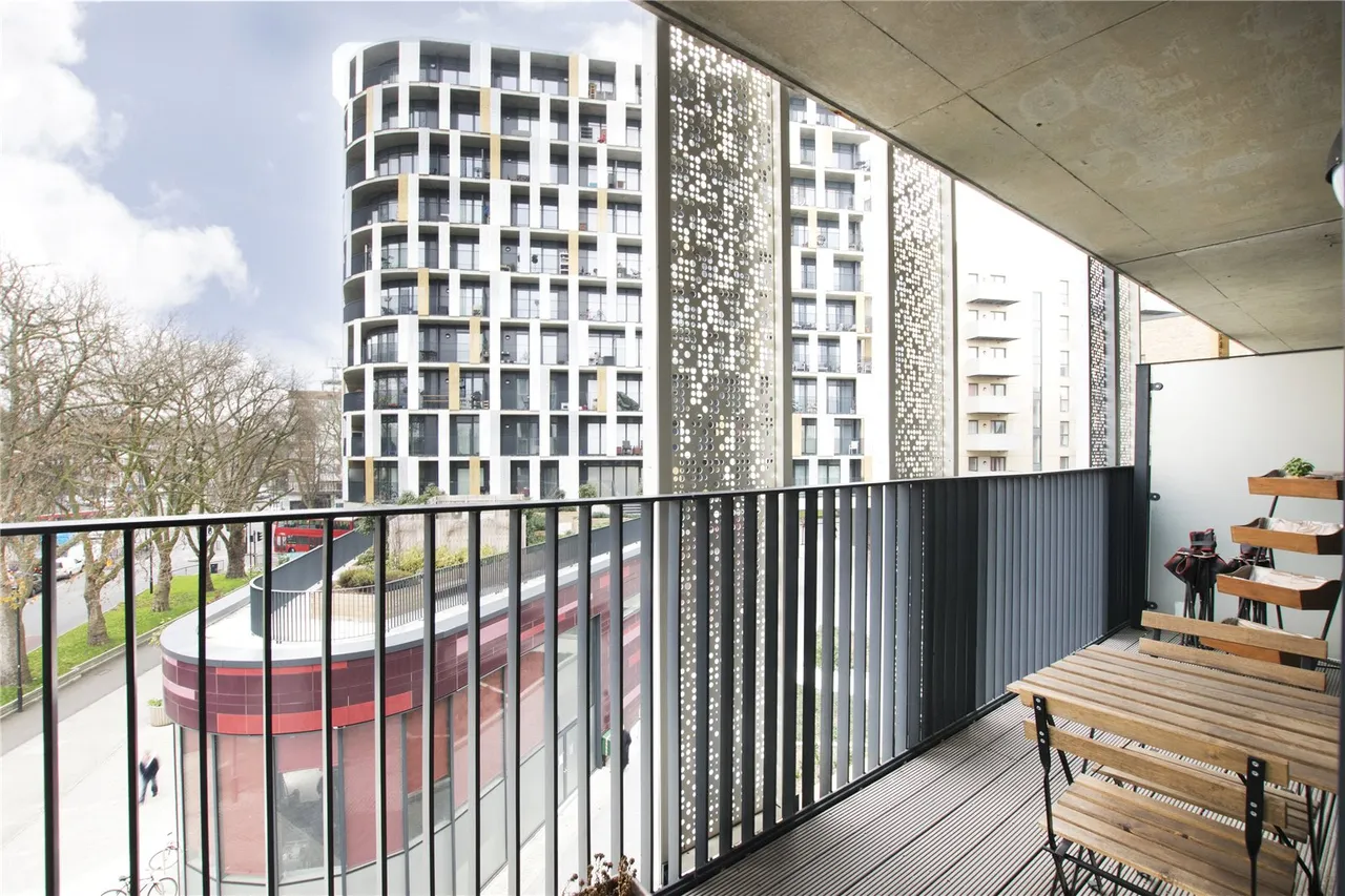 Atkins Square, Hackney, E8, photo 8