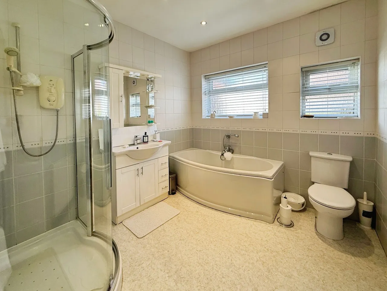 Glandon Drive, Cheadle, photo 17