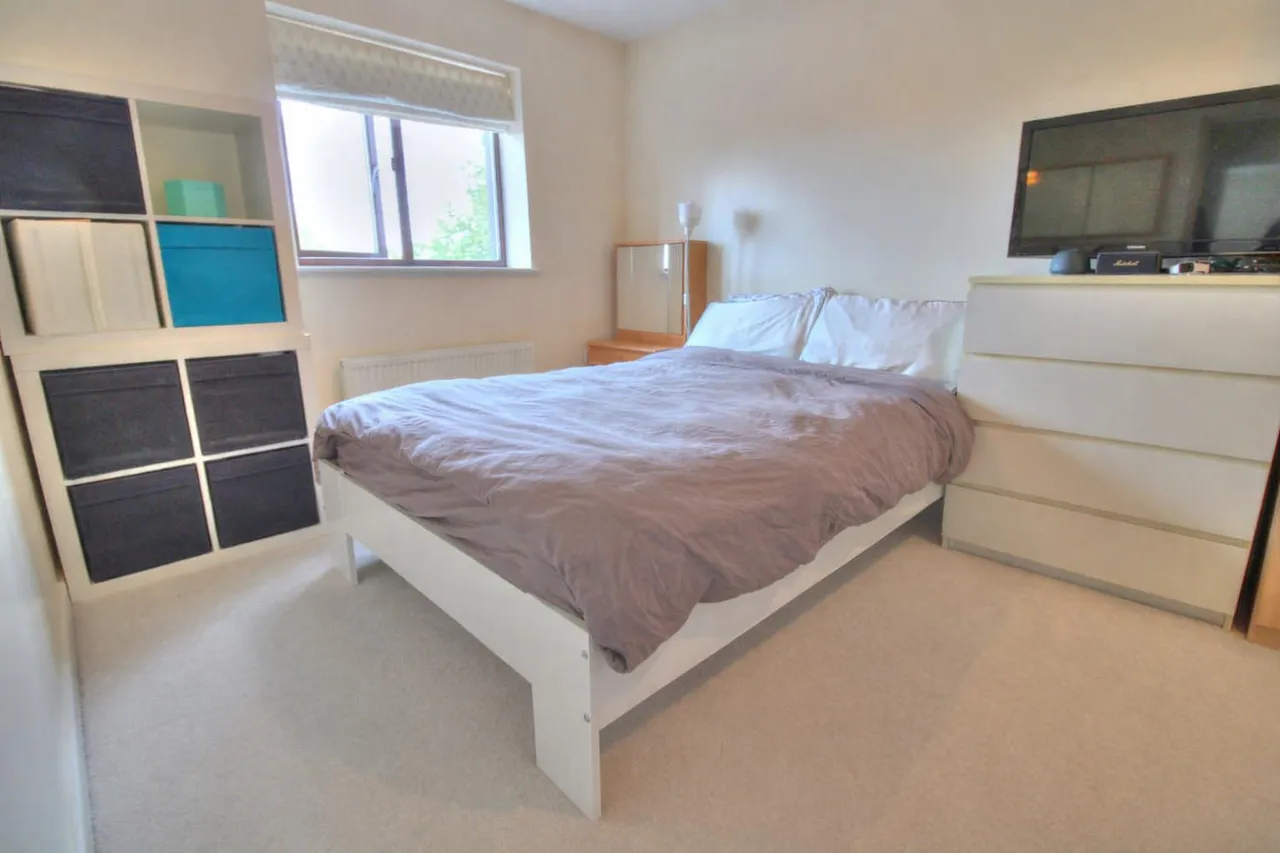 Ropley Way, Milton Keynes, MK10, photo 19