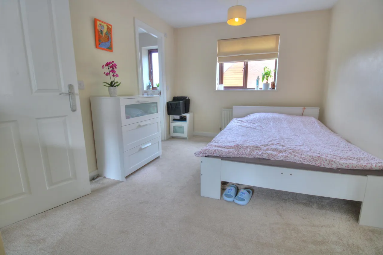 Ropley Way, Milton Keynes, MK10, photo 11