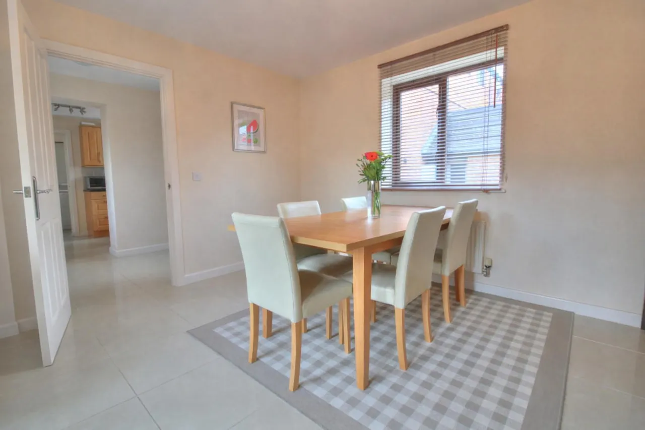 Ropley Way, Milton Keynes, MK10, photo 10