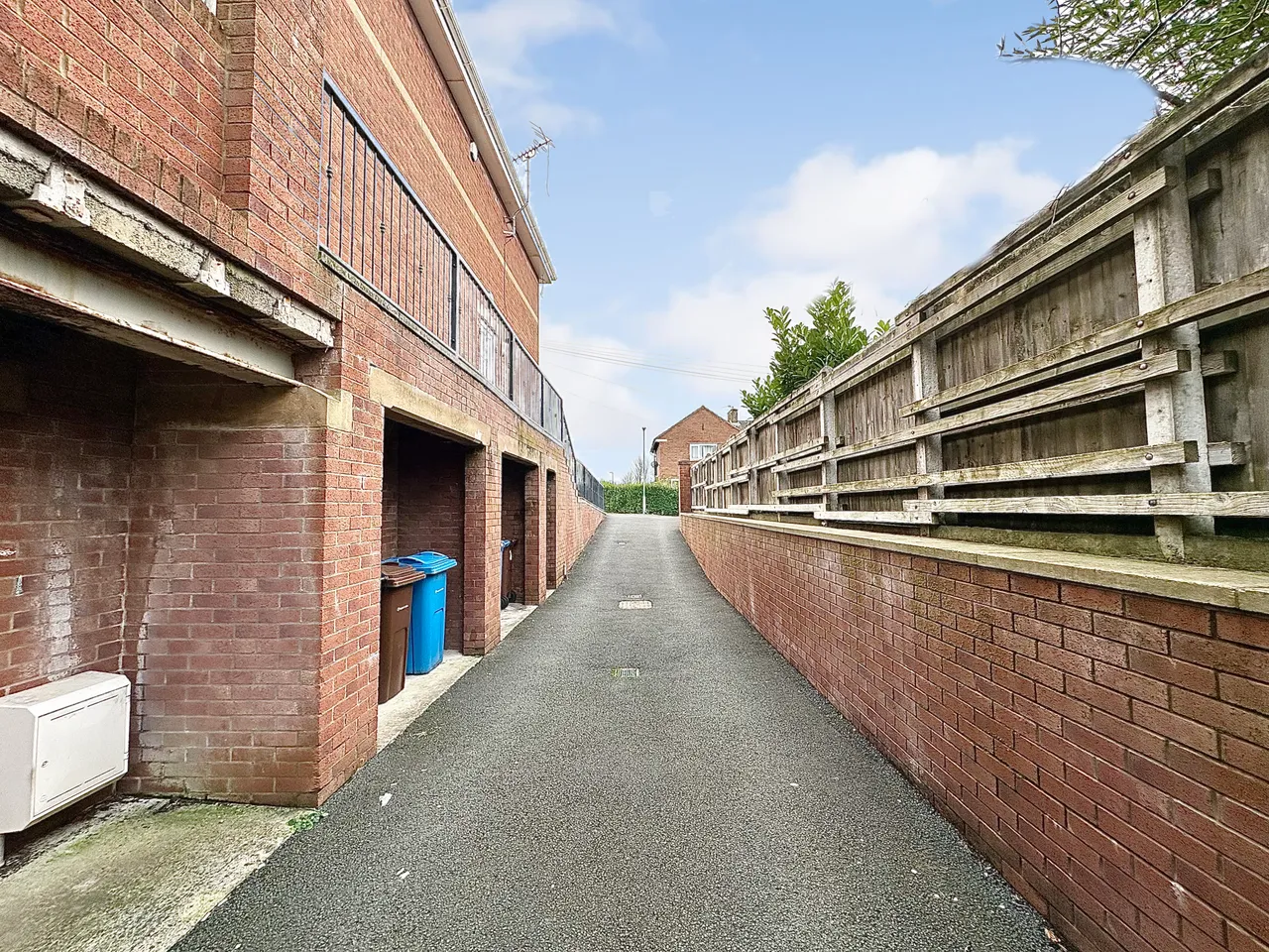 Yew Court, Kirkham, Preston, Lancashire, PR4 2UA, photo 4