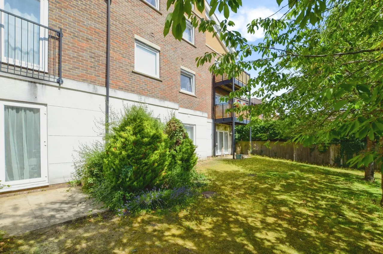 Melia Close, Watford, WD25, photo 12