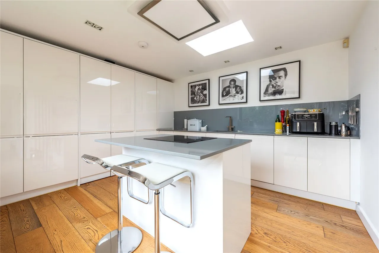 Ridgeway Road, Dorking, RH4, photo 18