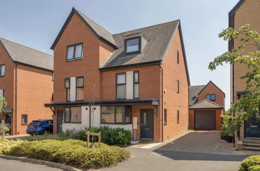 3 bed house for sale, Coley Avenue, Reading, RG1
