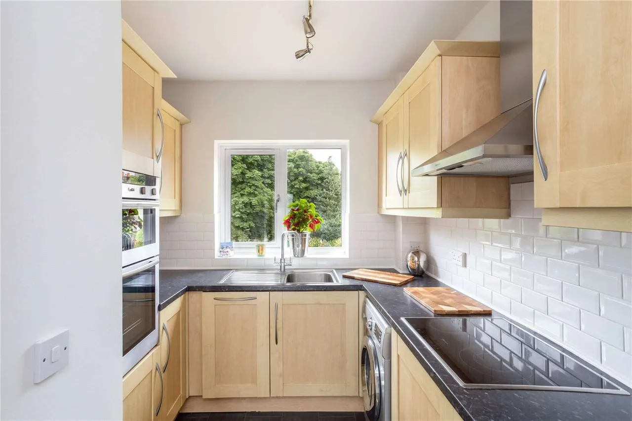 Tangier Lane, Eton, SL4, photo 11
