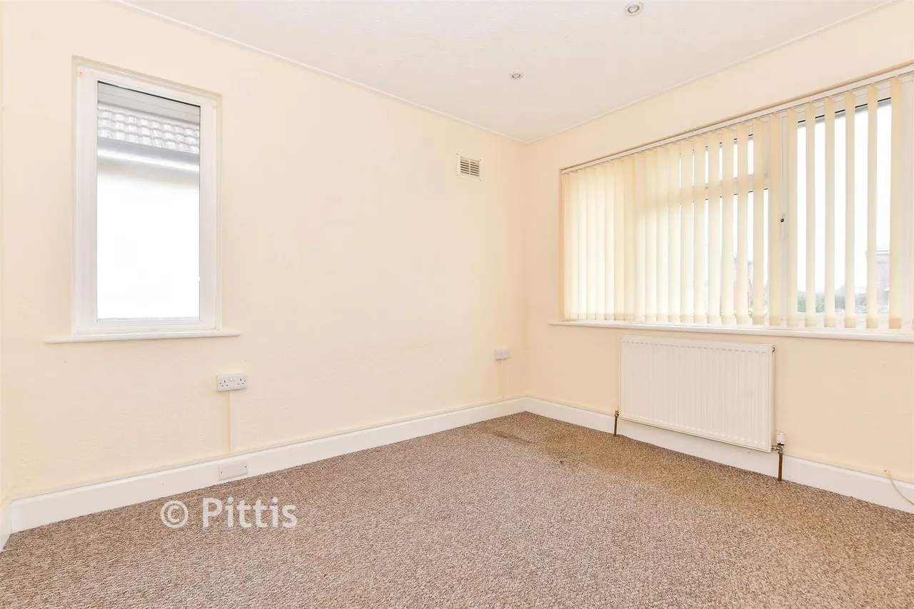 Newport Road, Apse Heath, PO36, photo 8