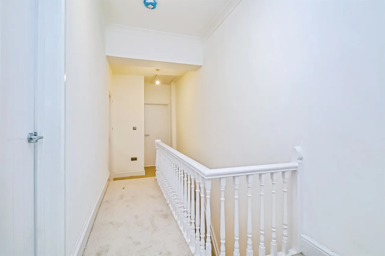St. Marys Avenue, Barry, CF63, photo 14