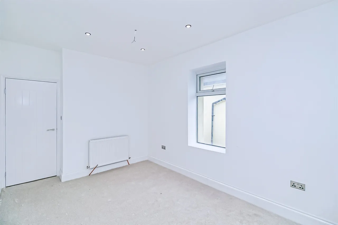 St. Marys Avenue, Barry, CF63, photo 13