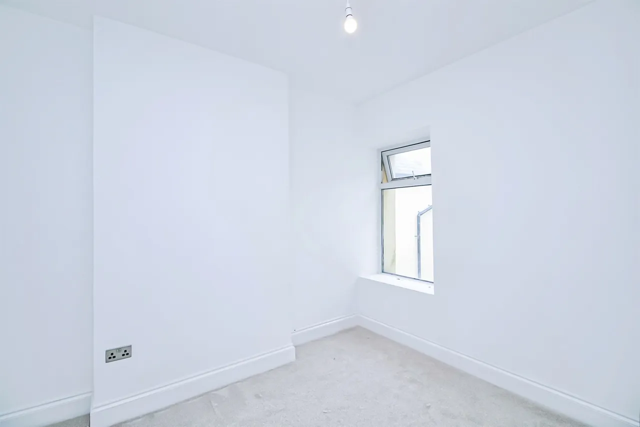St. Marys Avenue, Barry, CF63, photo 11