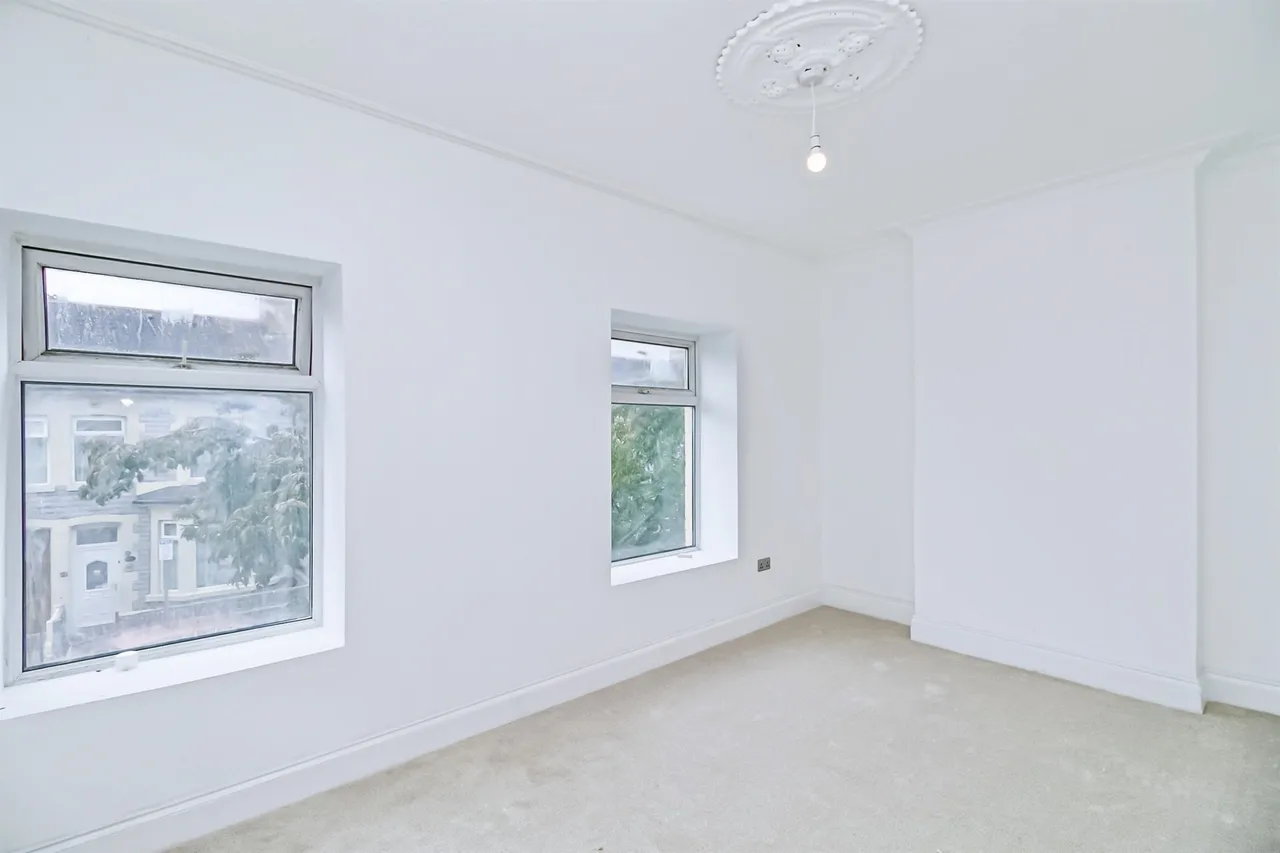 St. Marys Avenue, Barry, CF63, photo 9