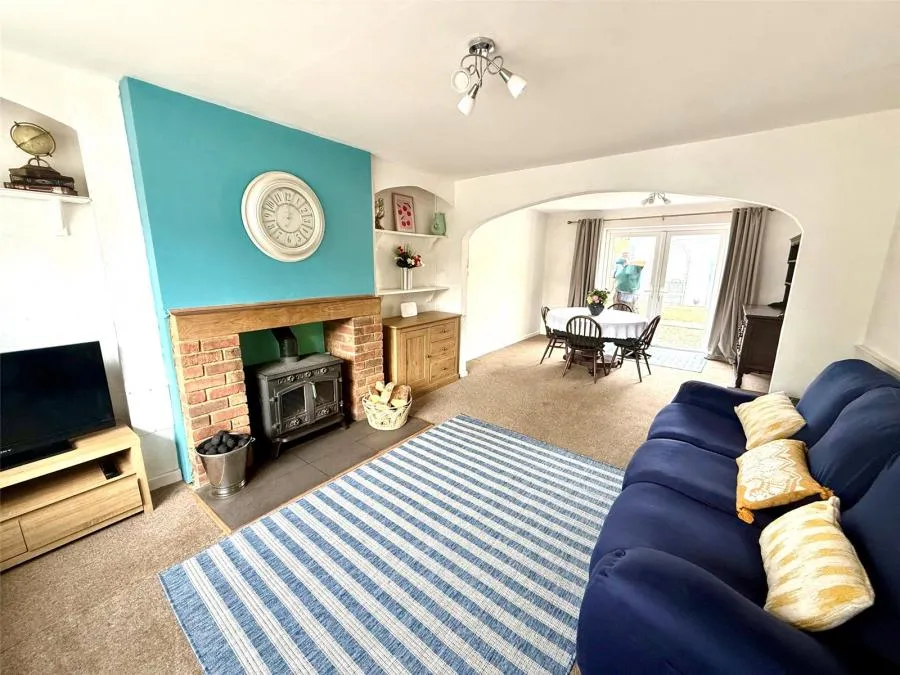 Manor Park, Claydon, OX17, photo 3