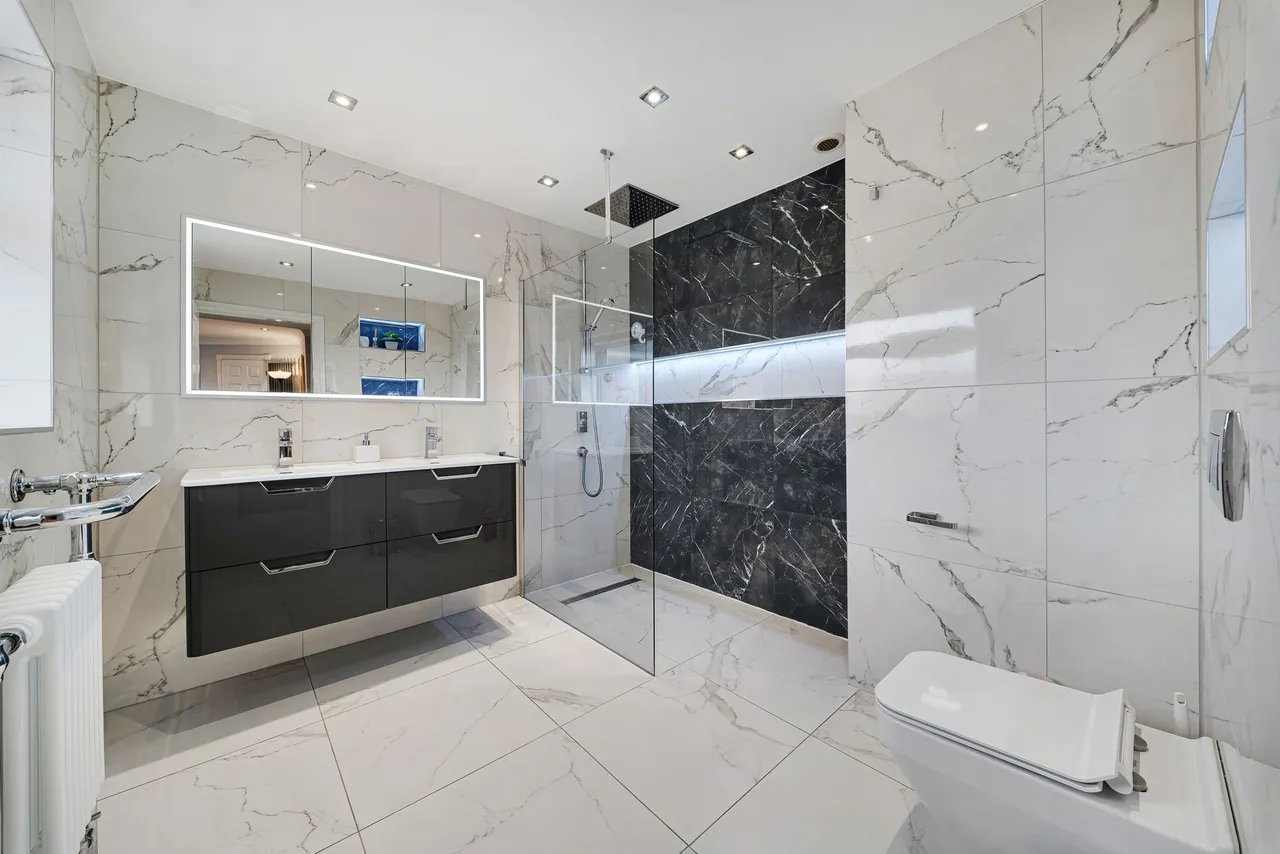 Kemberton Drive, Widnes, WA8, photo 17