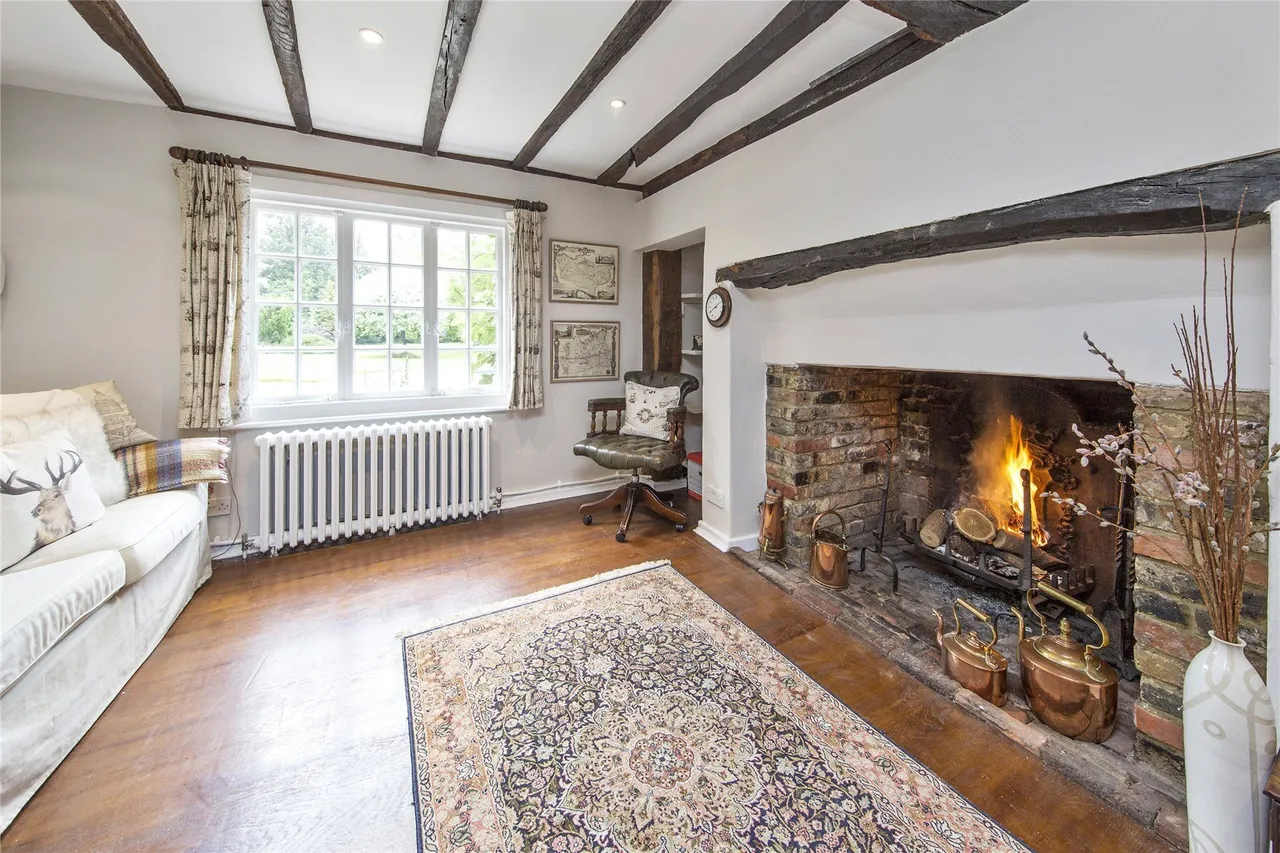 Norwood Farmhouse, Elvedon Road, Cobham, Surrey, KT11, photo 10