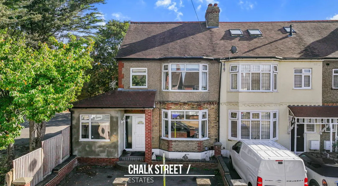 3 bed house for sale, Park Lane, Hornchurch, RM11