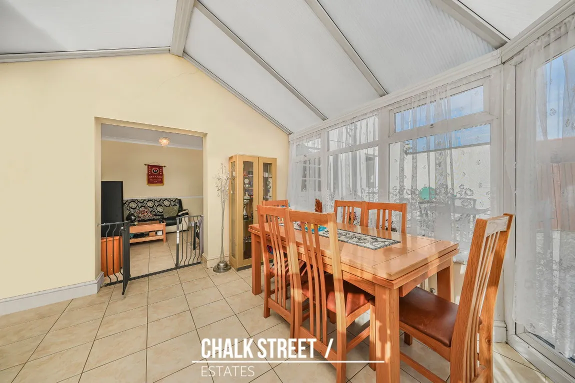 Park Lane, Hornchurch, RM11, photo 12