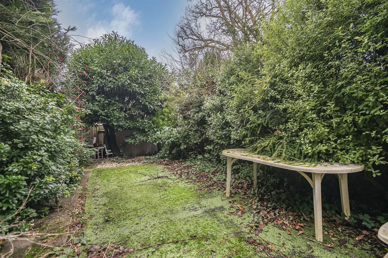 Warwick Gardens, Barnet EN5 4QA, photo 9