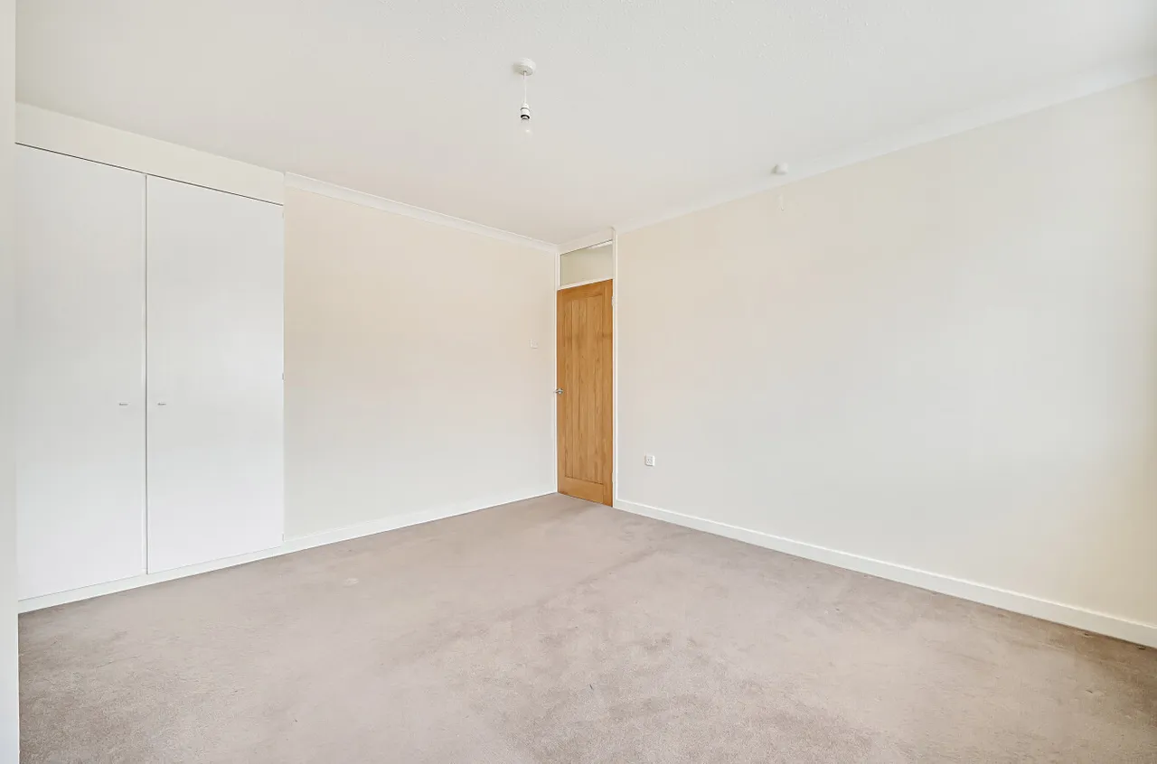 Bryn Meadows, Newtown, photo 13