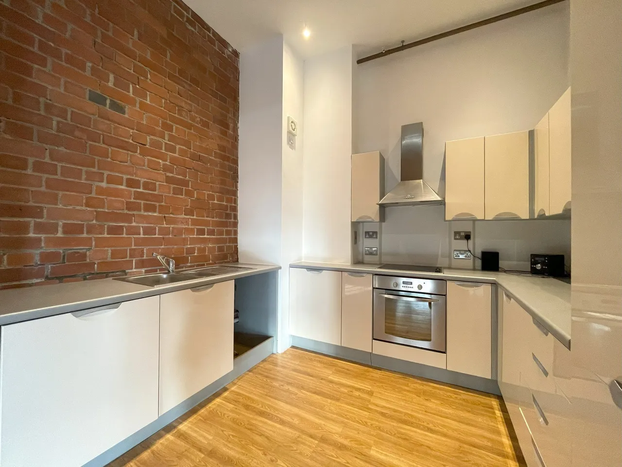 J Shed, Kings Road, Swansea, SA1 8PL, photo 4