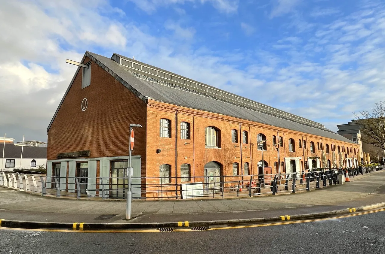 2 bed commercial for sale — J Shed, Kings Road, Swansea, SA1 8PL