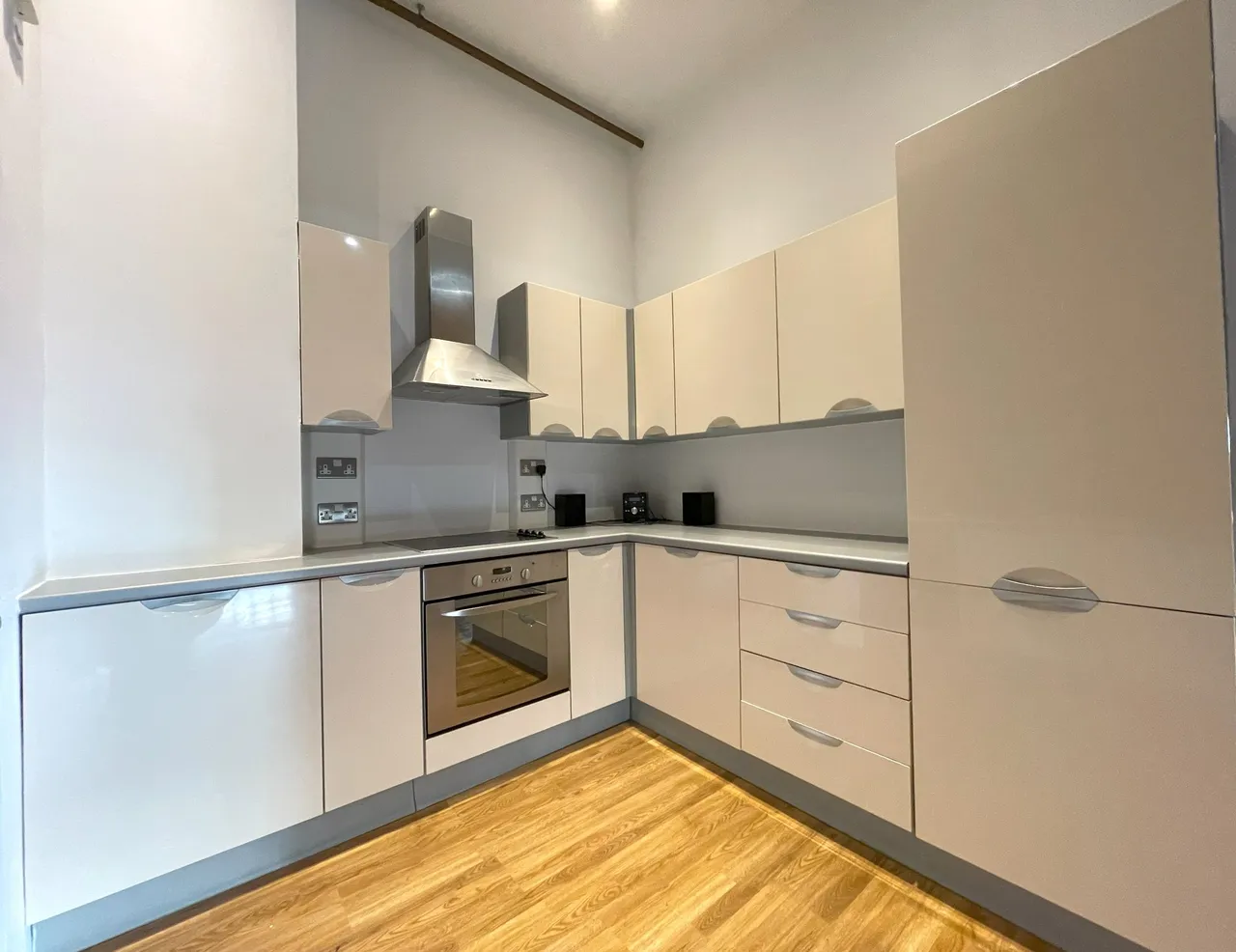 J Shed, Kings Road, Swansea, SA1 8PL, photo 5