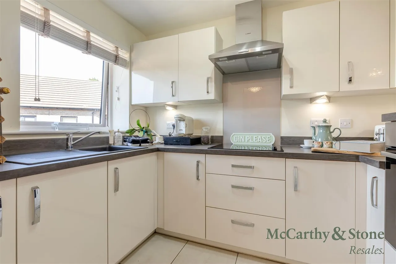 Kingsway, Stafford, ST16, photo 6