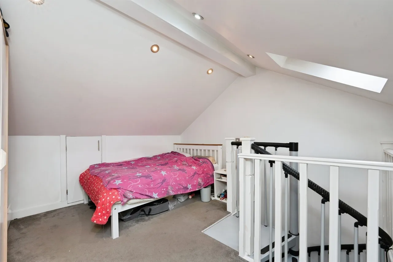 Smith Street, Watford, WD18, photo 9