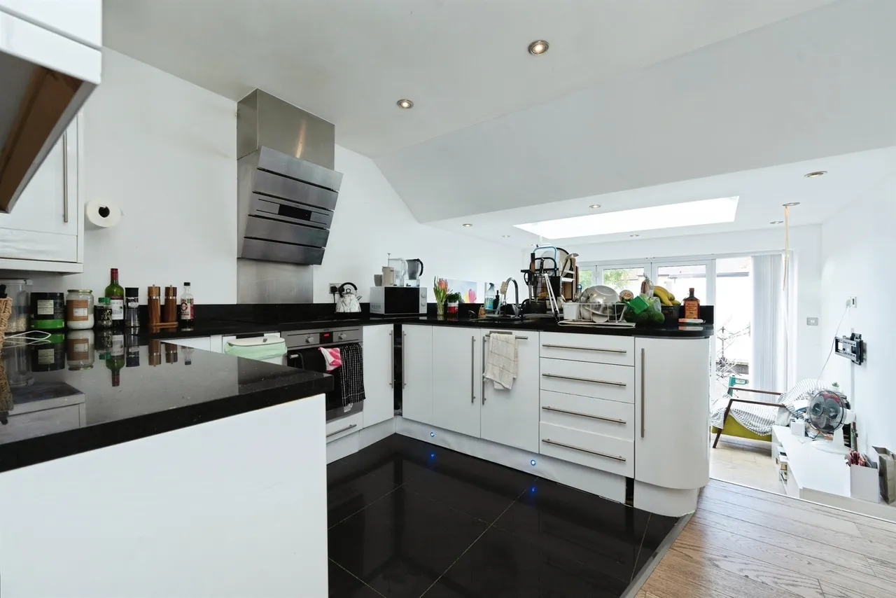 Smith Street, Watford, WD18, photo 15