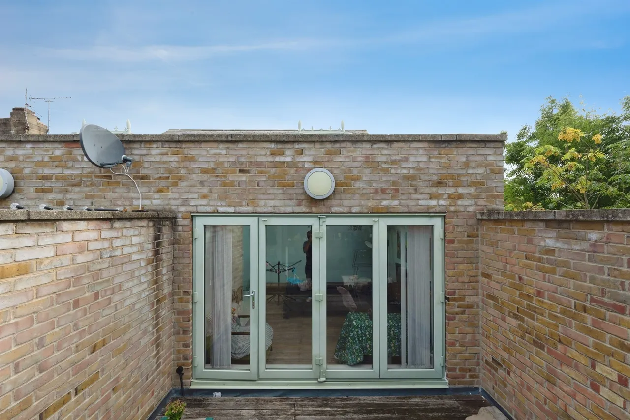Smith Street, Watford, WD18, photo 7