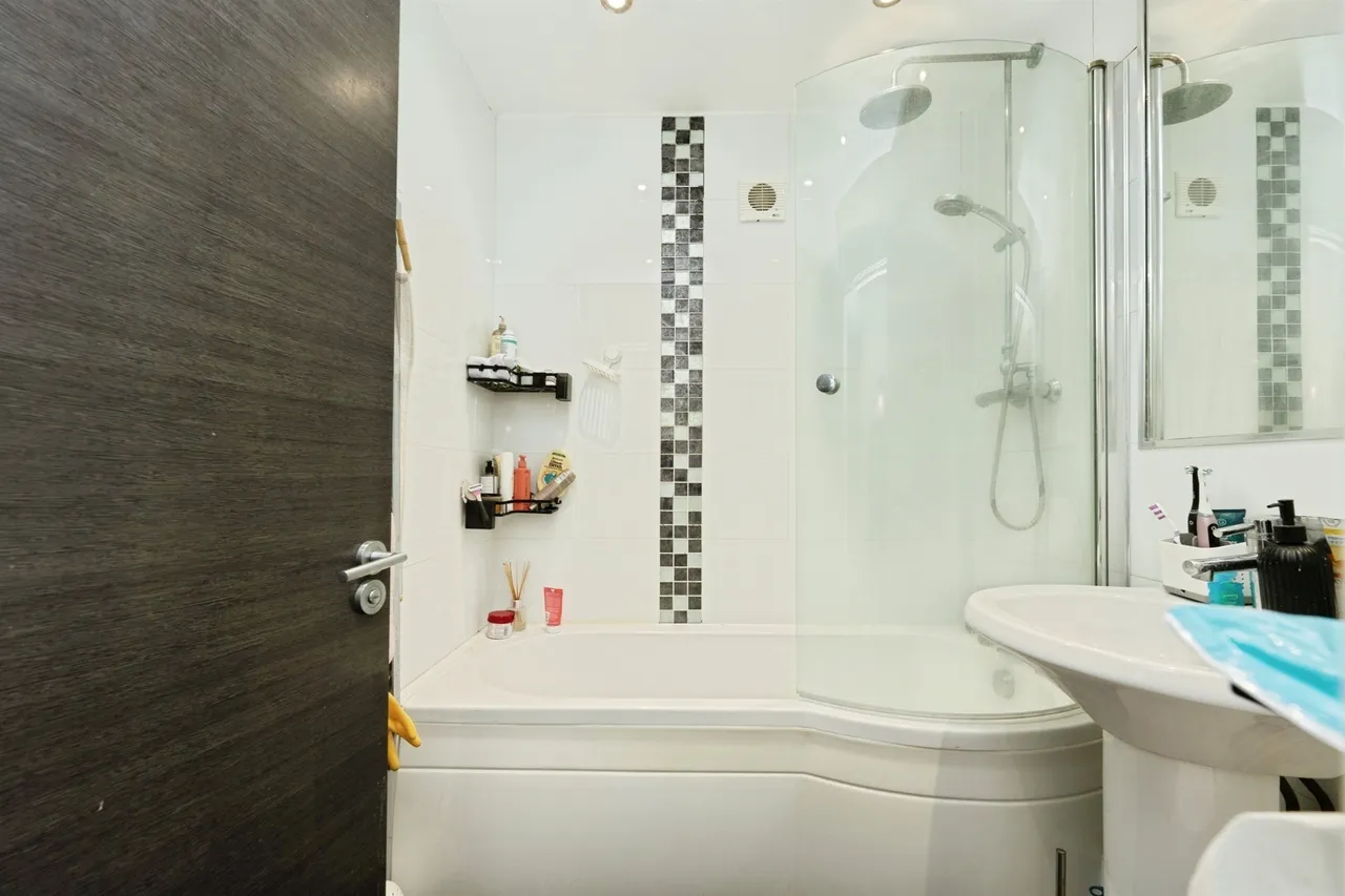Smith Street, Watford, WD18, photo 11