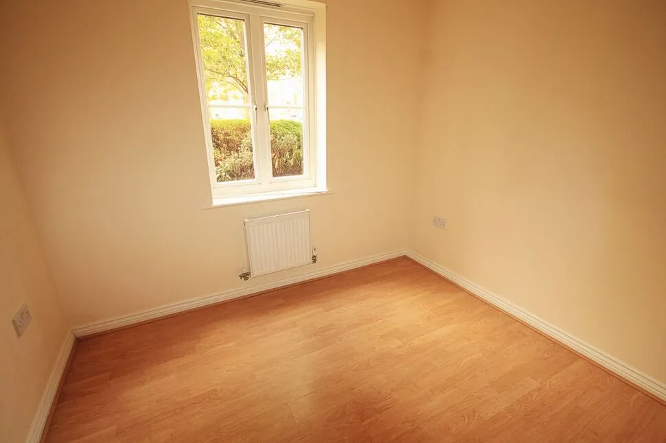 Hevingham Drive, Chadwell Heath, Romford, RM6, photo 8