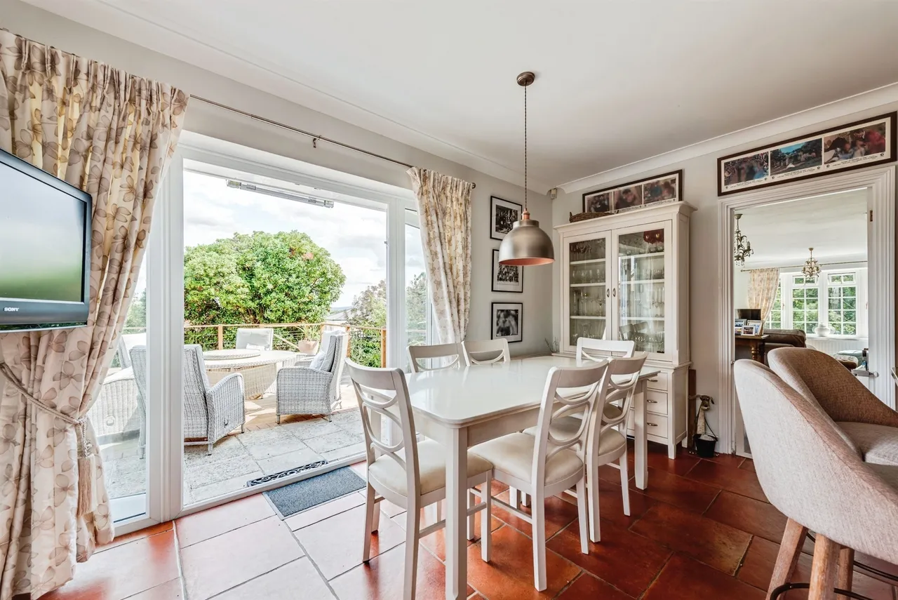 Thame Road, Long Crendon, HP18, photo 5