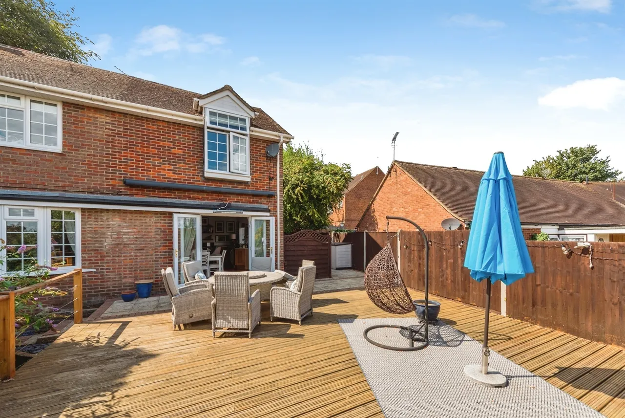 Thame Road, Long Crendon, HP18, photo 18