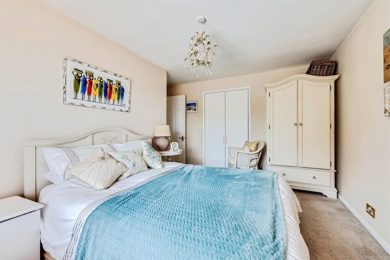 Thame Road, Long Crendon, HP18, photo 13