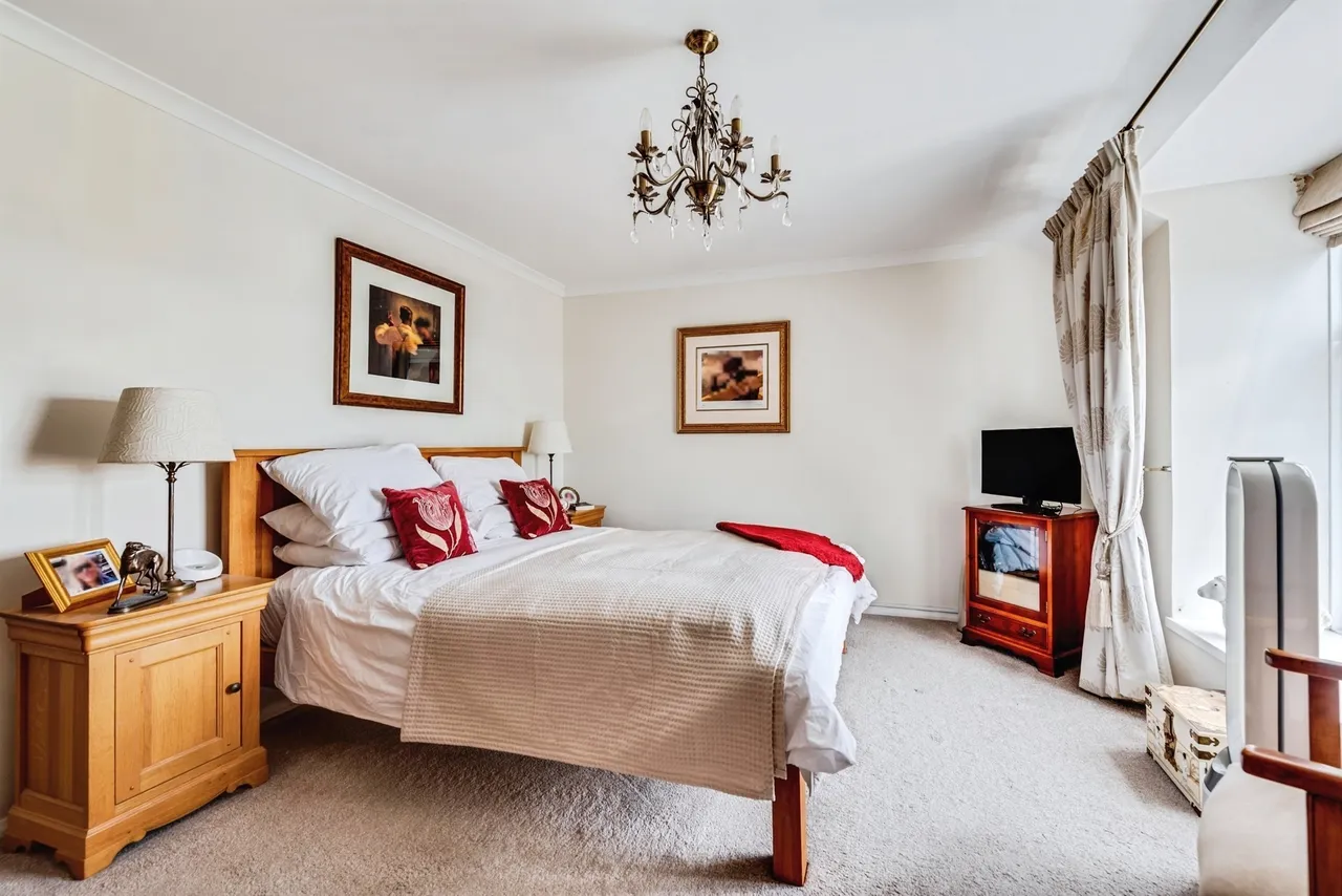 Thame Road, Long Crendon, HP18, photo 15