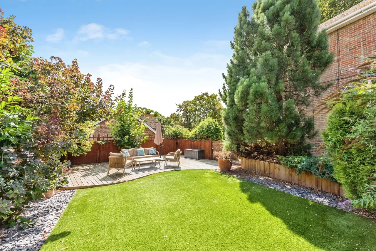 Thame Road, Long Crendon, HP18, photo 19