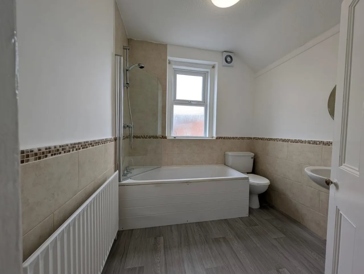 Bilton Drive, Harrogate, HG1, photo 5